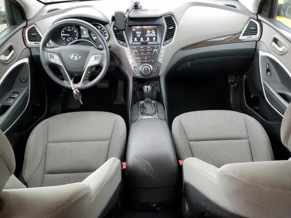 KM8SMDHF8HU232892 2017 HYUNDAI SANTA FE - Image 8