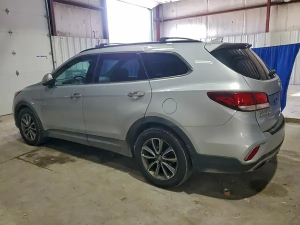 KM8SMDHF8HU245271 2017 HYUNDAI SANTA FE - Image 2