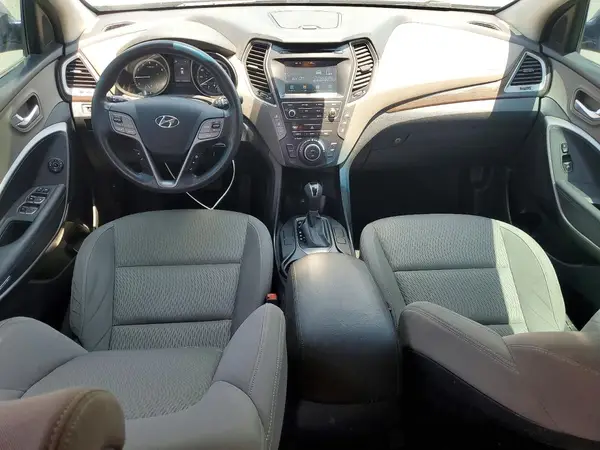 KM8SMDHF8KU300017 2019 HYUNDAI SANTA FE - Image 8