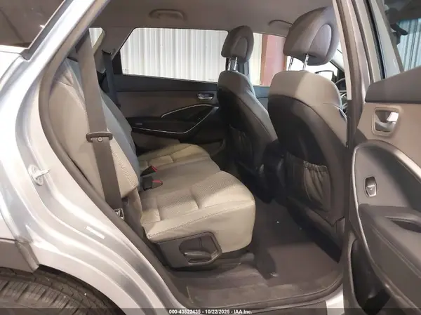 KM8SMDHF9GU152077 2016 HYUNDAI SANTA FE - Image 8