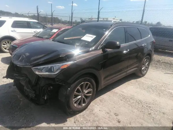 KM8SMDHF9HU176686 2017 HYUNDAI SANTA FE - Image 2