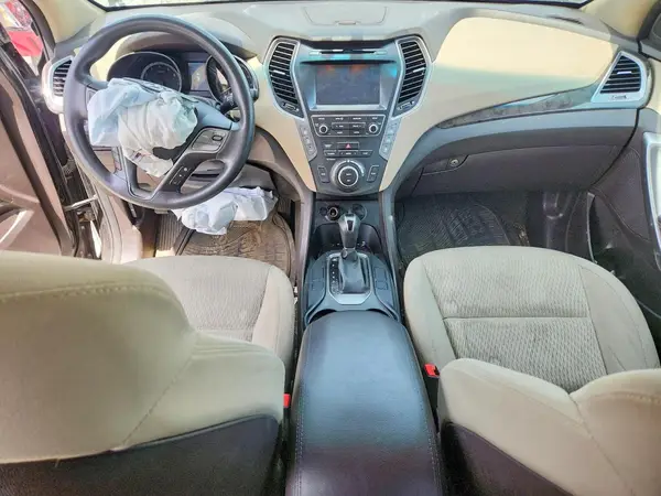 KM8SMDHF9HU178504 2017 HYUNDAI SANTA FE - Image 8