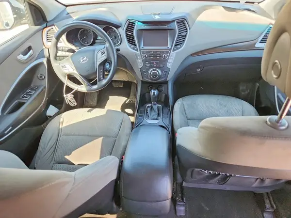 KM8SMDHF9HU179197 2017 HYUNDAI SANTA FE - Image 8