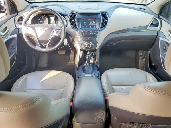 KM8SMDHF9HU182875 2017 HYUNDAI SANTA FE - Image 8