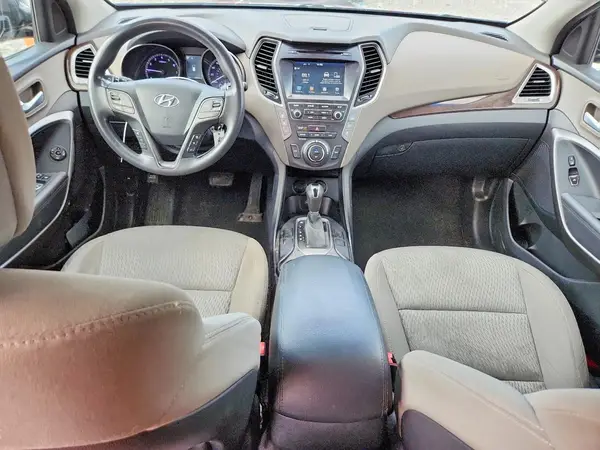 KM8SMDHF9HU209413 2017 HYUNDAI SANTA FE - Image 8