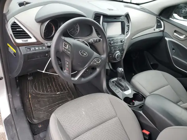 KM8SMDHF9HU215485 2017 HYUNDAI SANTA FE - Image 8
