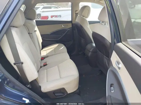 KM8SMDHF9HU219813 2017 HYUNDAI SANTA FE - Image 8