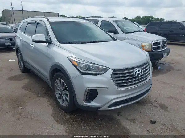 KM8SMDHF9HU224820 2017 HYUNDAI SANTA FE - Image 1