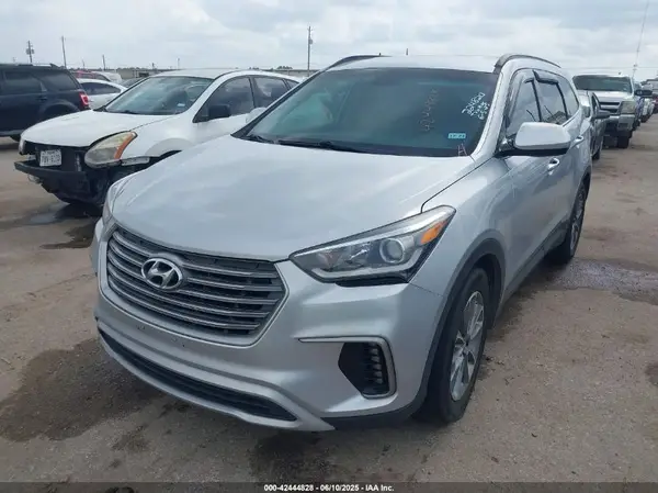KM8SMDHF9HU224820 2017 HYUNDAI SANTA FE - Image 2
