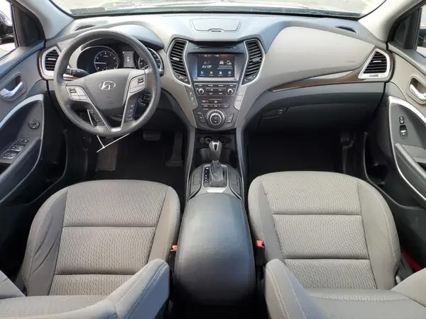 KM8SMDHF9HU244615 2017 HYUNDAI SANTA FE - Image 8