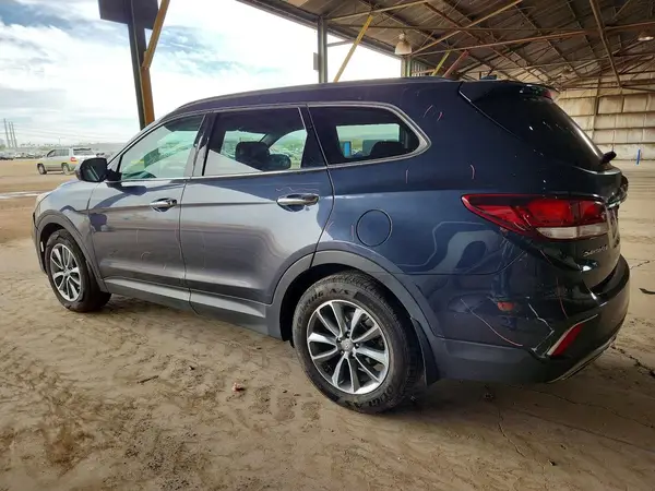 KM8SMDHF9HU255470 2017 HYUNDAI SANTA FE - Image 2