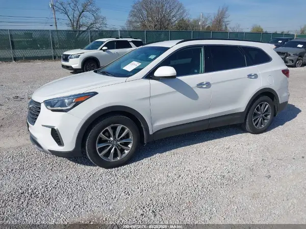 KM8SMDHF9JU262120 2018 HYUNDAI SANTA FE - Image 2