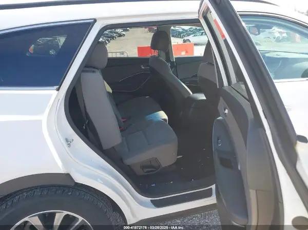 KM8SMDHF9JU262120 2018 HYUNDAI SANTA FE - Image 8