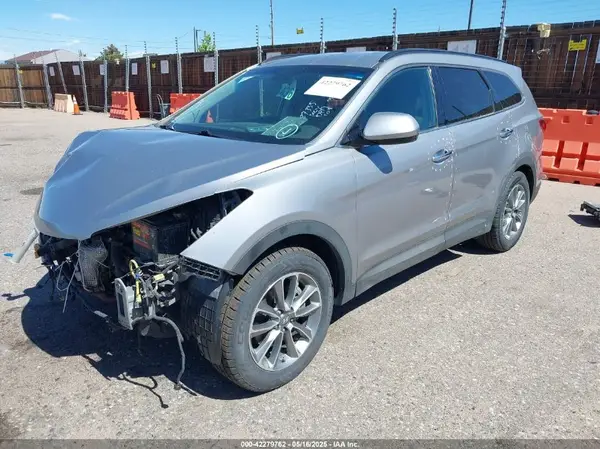 KM8SMDHF9JU263395 2018 HYUNDAI SANTA FE - Image 2