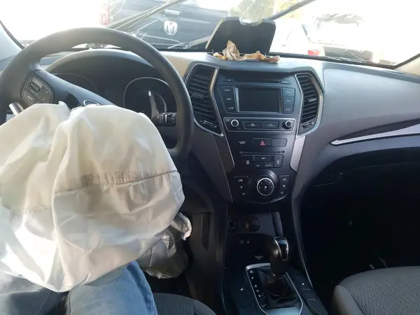 KM8SMDHF9JU267365 2018 HYUNDAI SANTA FE - Image 8