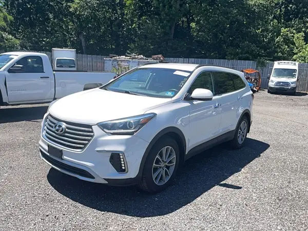 KM8SMDHF9JU267995 2018 HYUNDAI SANTA FE - Image 2