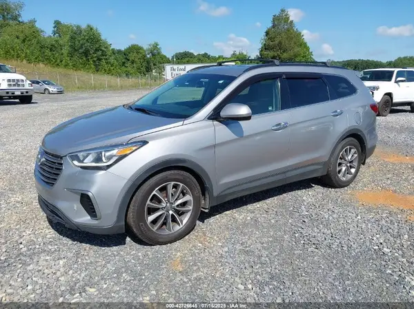 KM8SMDHF9JU287342 2018 HYUNDAI SANTA FE - Image 2
