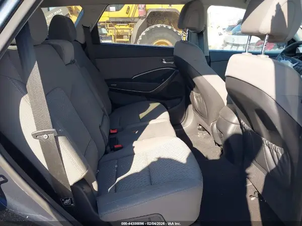 KM8SMDHF9KU299279 2019 HYUNDAI SANTA FE - Image 8