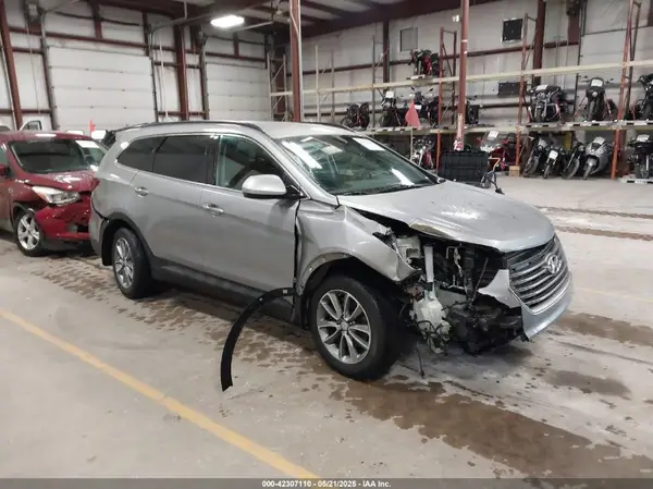 KM8SMDHF9KU303234 2019 HYUNDAI SANTA FE - Image 1