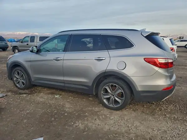 KM8SMDHFXGU151519 2016 HYUNDAI SANTA FE - Image 2