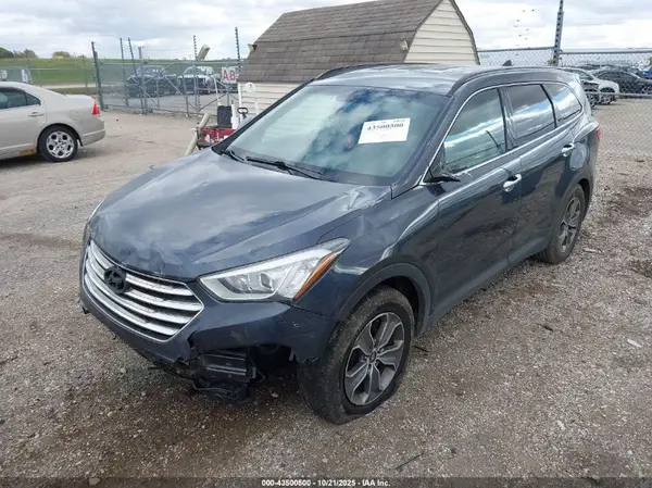 KM8SMDHFXGU151648 2016 HYUNDAI SANTA FE - Image 2