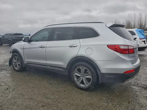 KM8SMDHFXGU158096 2016 HYUNDAI SANTA FE - Image 2