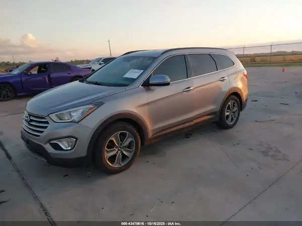 KM8SMDHFXGU163962 2016 HYUNDAI SANTA FE - Image 2