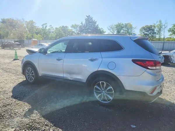 KM8SMDHFXHU168838 2017 HYUNDAI SANTA FE - Image 2