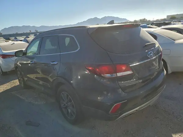 KM8SMDHFXHU215401 2017 HYUNDAI SANTA FE - Image 2