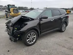 KM8SMDHFXHU225720 2017 HYUNDAI SANTA FE