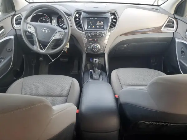 KM8SMDHFXHU231517 2017 HYUNDAI SANTA FE - Image 8