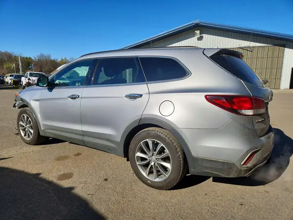 KM8SMDHFXHU251444 2017 HYUNDAI SANTA FE - Image 2