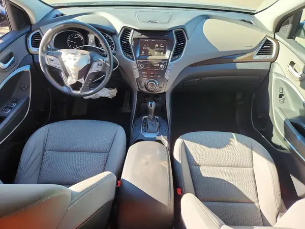 KM8SMDHFXHU251444 2017 HYUNDAI SANTA FE - Image 8