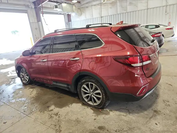 KM8SMDHFXJU268928 2018 HYUNDAI SANTA FE - Image 2
