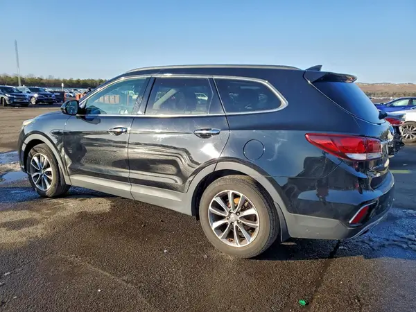 KM8SMDHFXJU277046 2018 HYUNDAI SANTA FE - Image 2