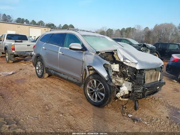 KM8SMDHFXKU305669 2019 HYUNDAI SANTA FE - Image 1