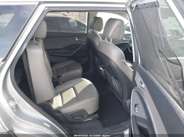 KM8SN4HF0HU183958 2017 HYUNDAI SANTA FE - Image 8