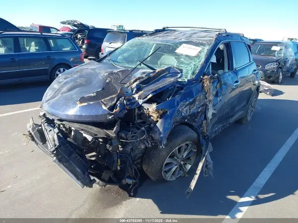 KM8SN4HF0HU248419 2017 HYUNDAI SANTA FE - Image 2