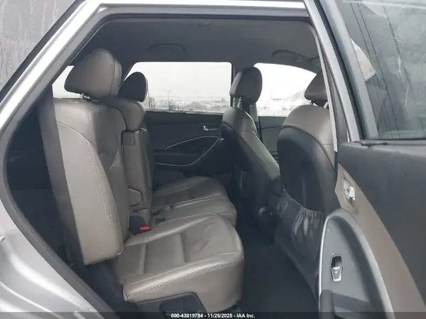 KM8SN4HF0HU249795 2017 HYUNDAI SANTA FE - Image 8
