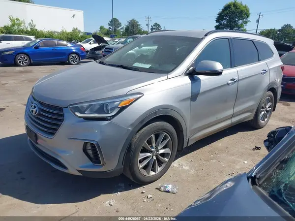 KM8SN4HF0JU266442 2018 HYUNDAI SANTA FE - Image 2
