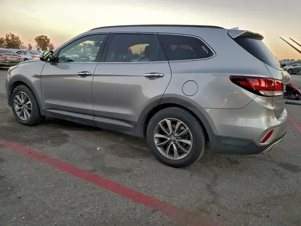 KM8SN4HF0JU280390 2018 HYUNDAI SANTA FE - Image 2