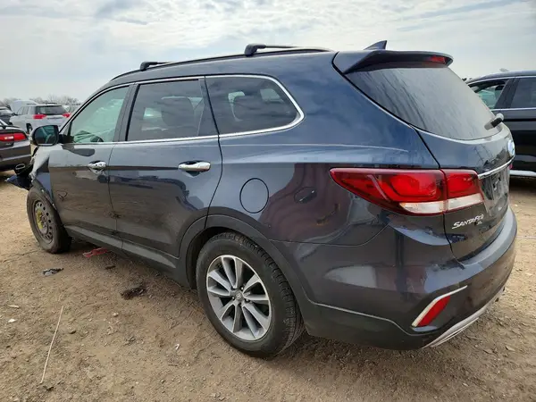 KM8SN4HF0KU299331 2019 HYUNDAI SANTA FE - Image 2