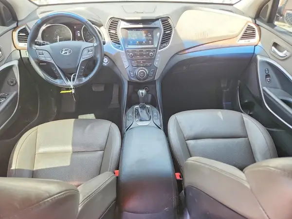 KM8SN4HF0KU306665 2019 HYUNDAI SANTA FE - Image 8