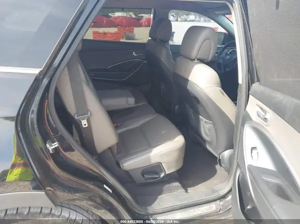 KM8SN4HF1HU185458 2017 HYUNDAI SANTA FE - Image 8