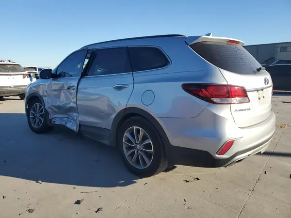 KM8SN4HF1JU283007 2018 HYUNDAI SANTA FE - Image 2