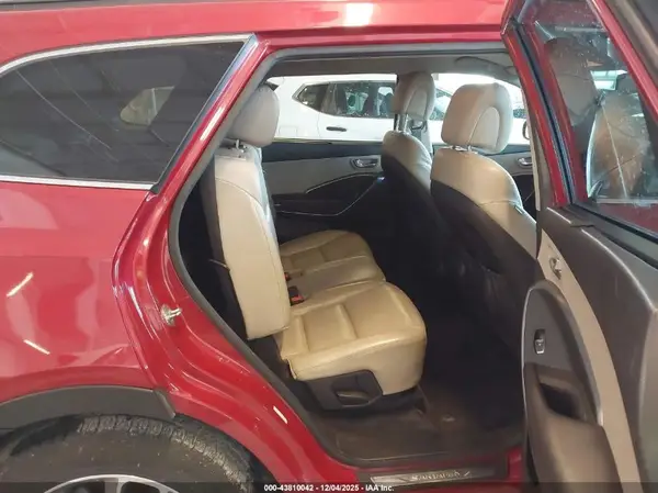 KM8SN4HF1JU285890 2018 HYUNDAI SANTA FE - Image 8