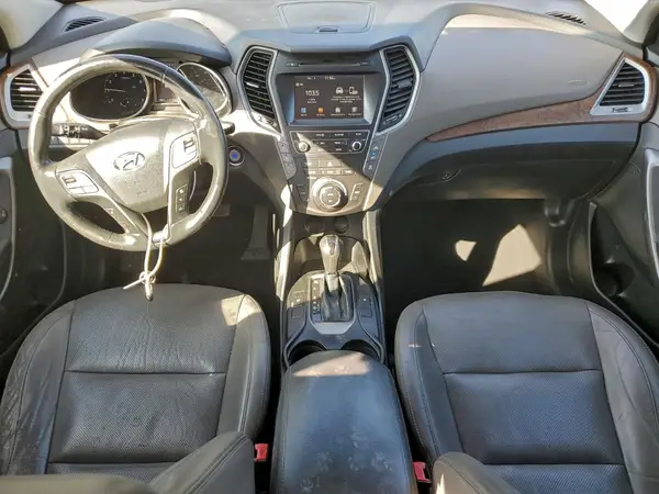 KM8SN4HF2HU166160 2017 HYUNDAI SANTA FE - Image 8