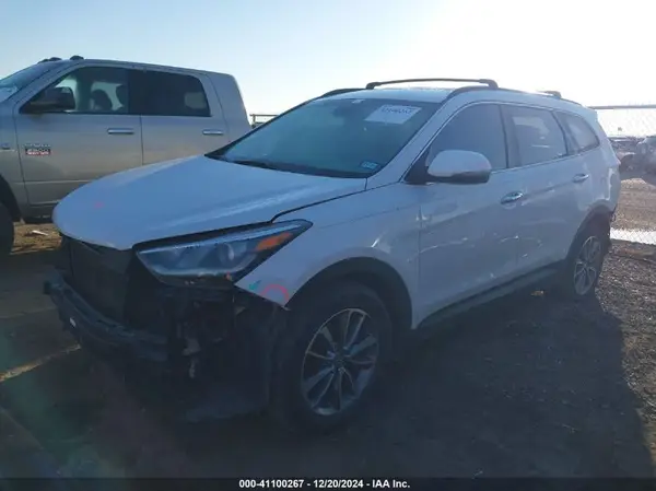 KM8SN4HF2JU283842 2018 HYUNDAI SANTA FE - Image 2