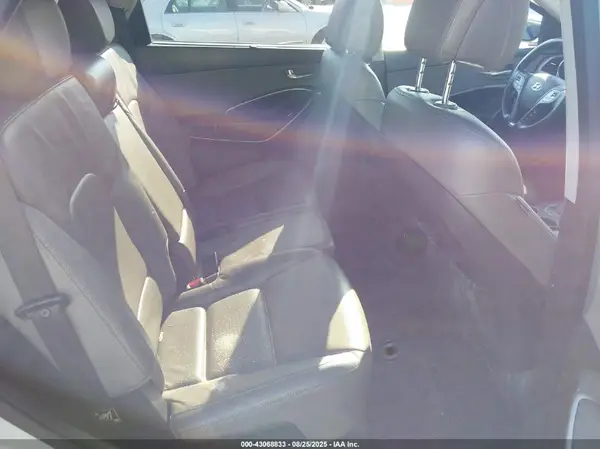 KM8SN4HF3HU167964 2017 HYUNDAI SANTA FE - Image 8
