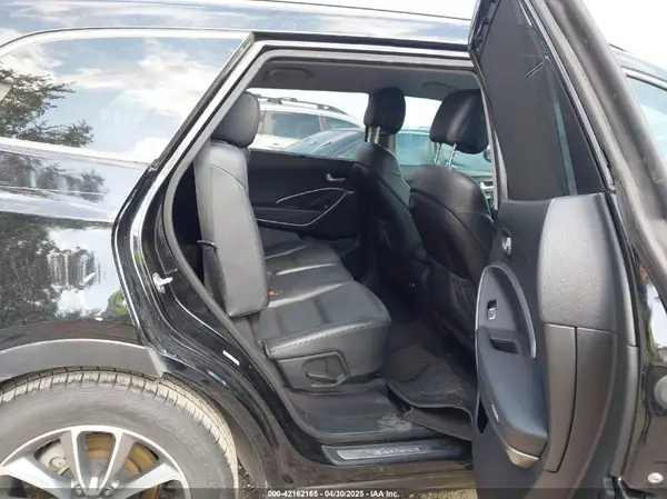 KM8SN4HF3HU200834 2017 HYUNDAI SANTA FE - Image 8